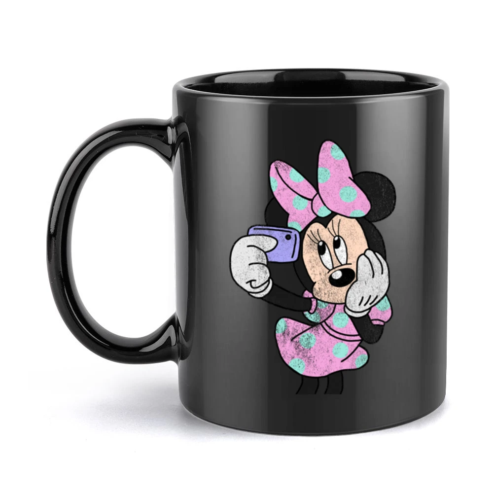 Minnie Mouse Vintage Selfie Popular Distressed Graphic Disney Fan T Sh Black Mug