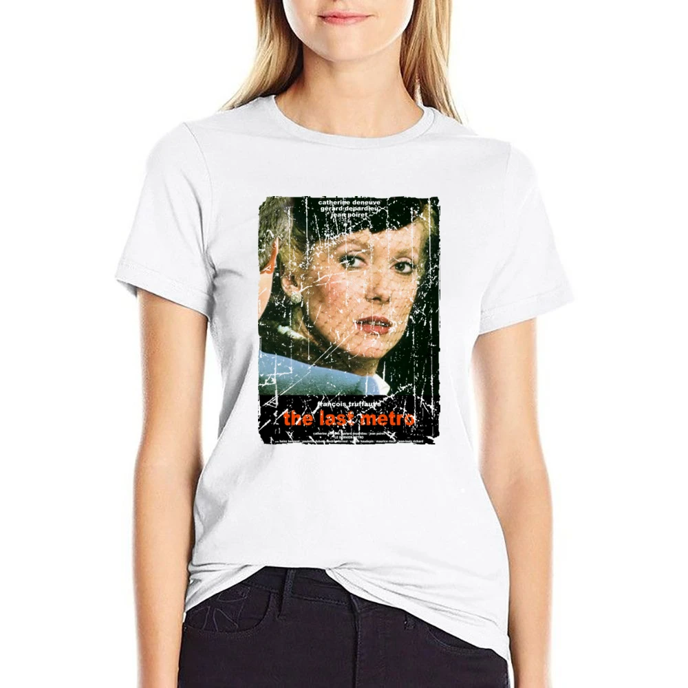 The Last Metro Movie Poster Retro Aged Look US Size Women Ladies T-shirt