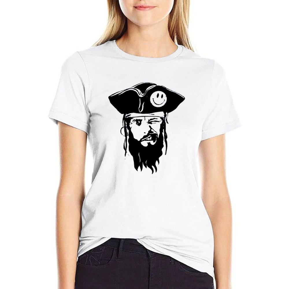 funny captain pirate with smiley hat and blinked eye US Size Women Ladies T-shirt