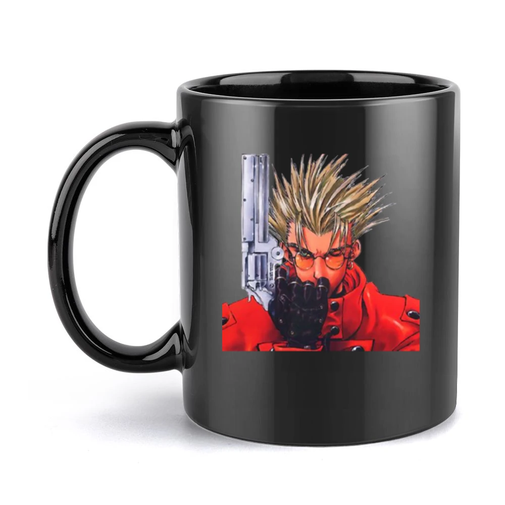 im02 trigun vash the stampede with revolver Black Mug